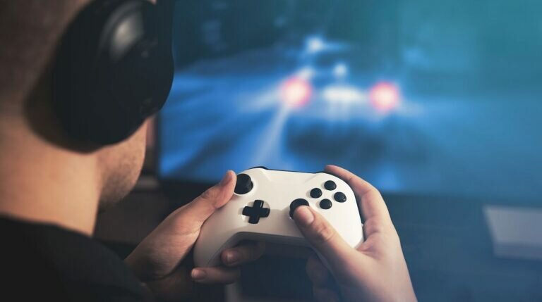 best monitors for racing simulator